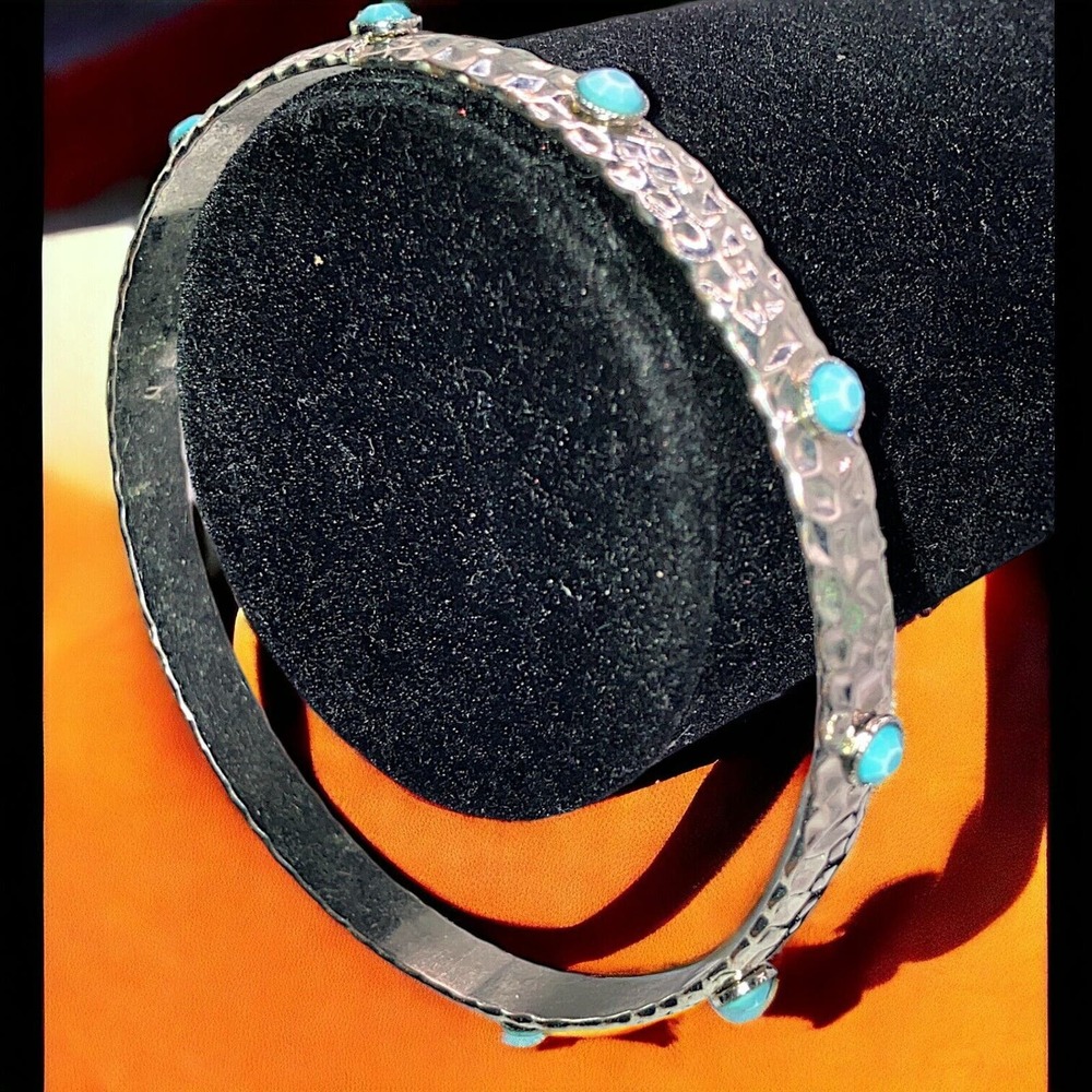 Vintage Hammered Silver-Tone with Turquoise Tone Bangle Bracelet!